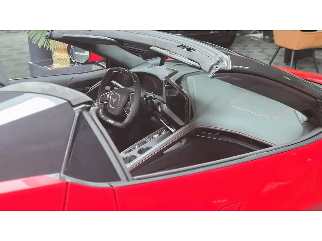 Corvette C8 E-Ray Convertible 3LZ - Thumbnail 43