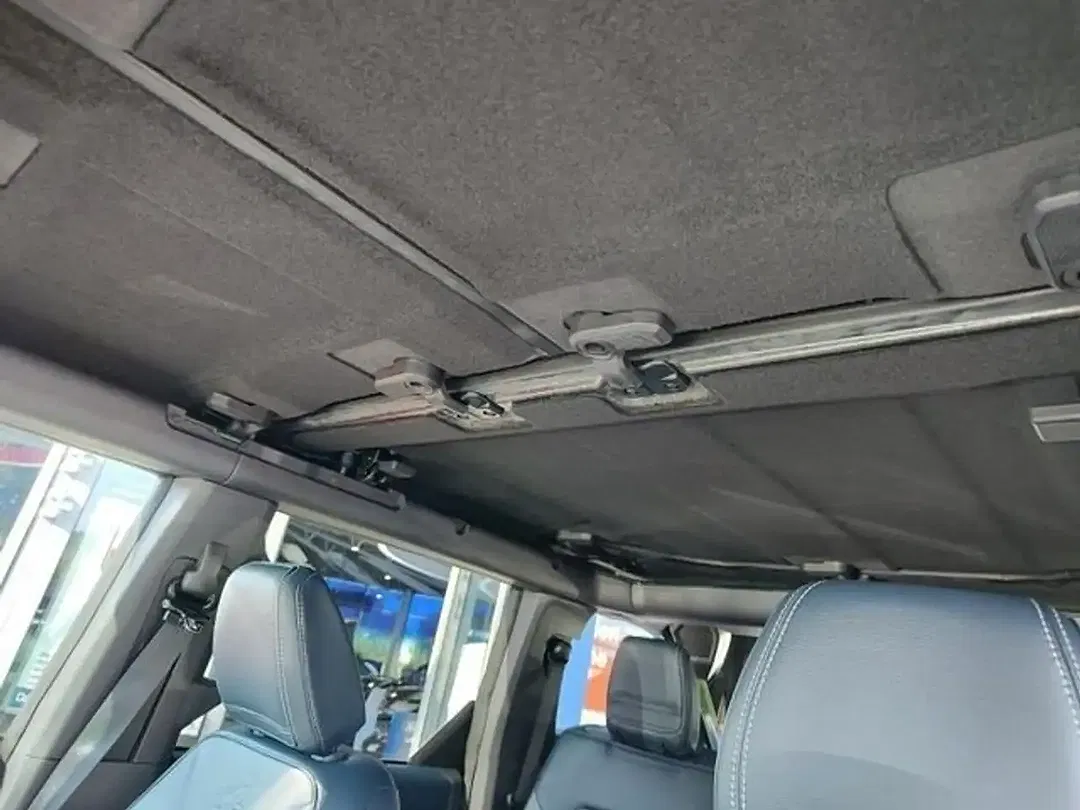 Ford Bronco 2.7 EcoBoost 4x4 - Thumbnail 13