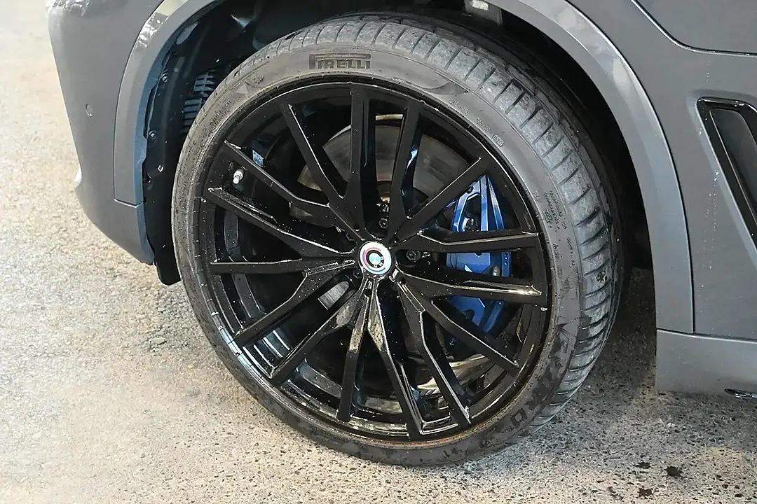 BMW X5 xDrive M Sport - Thumbnail 5