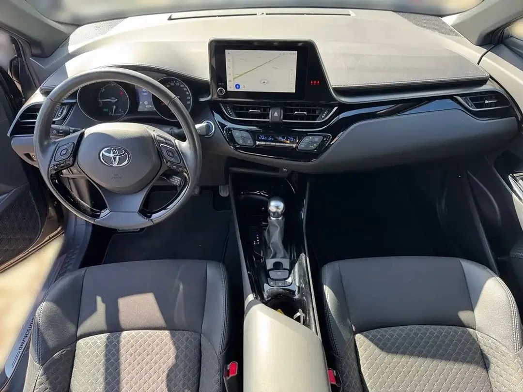 Toyota C-HR Hybrid Team Deutschland - Thumbnail 10
