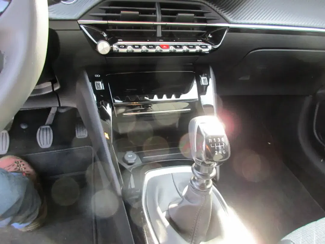 Peugeot 208 100 PureTech Allure - Thumbnail 12