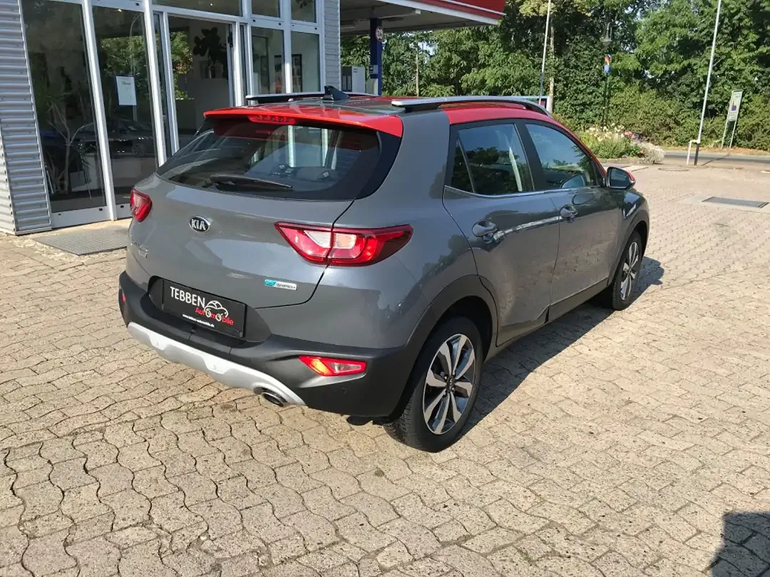 Kia Stonic Hybrid - Thumbnail 6