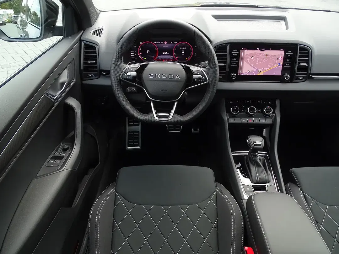 Skoda Karoq 1.5 TSI DSG Sportline - Thumbnail 9