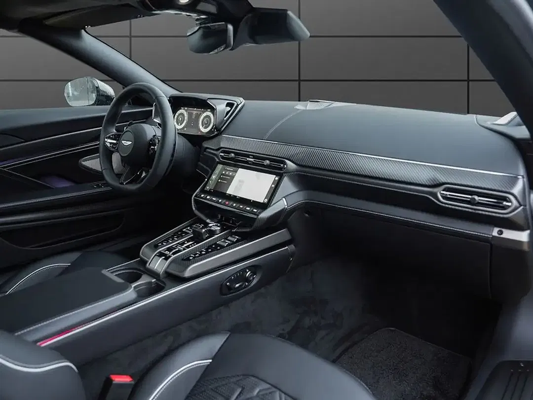 Aston Martin Vanquish Volante - Thumbnail 10