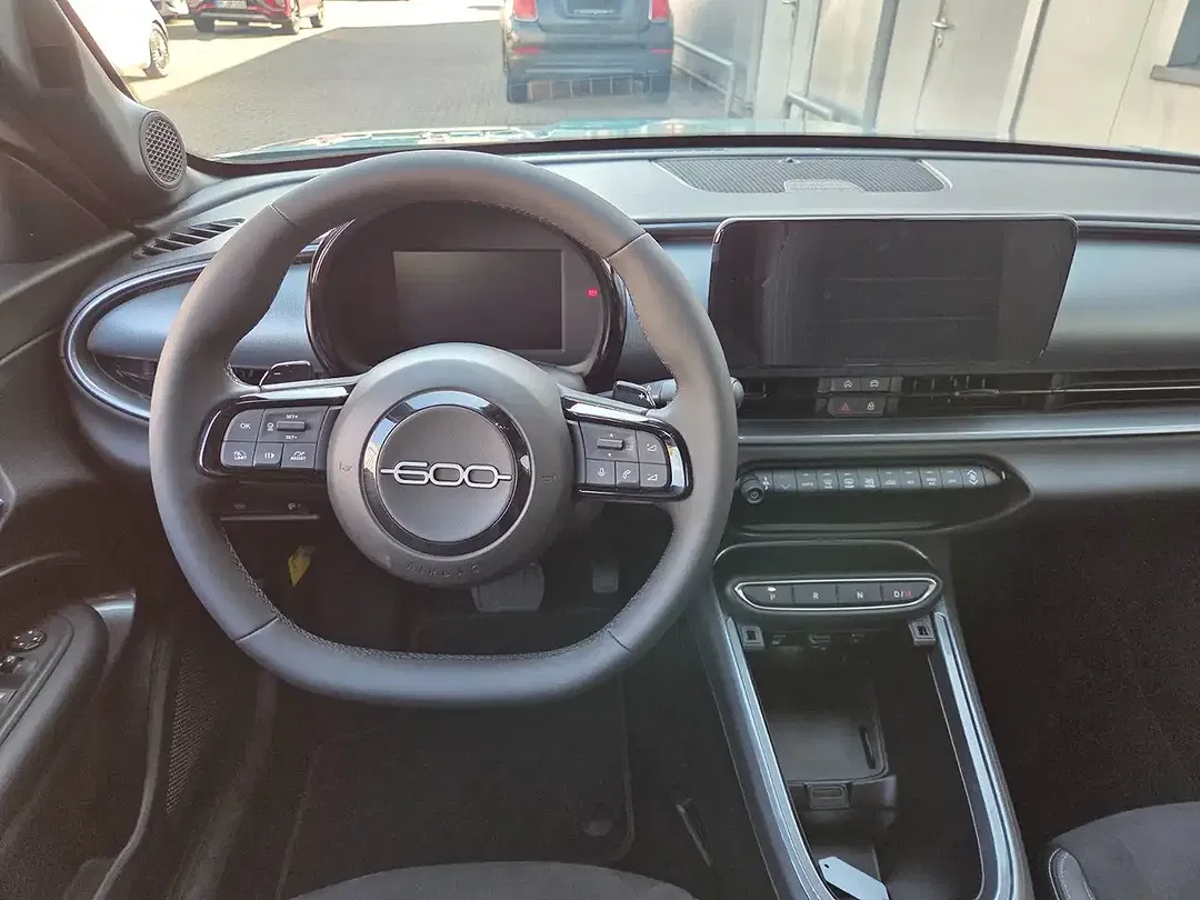 Fiat 600 1.2 Hybrid DCT Sport - Thumbnail 9