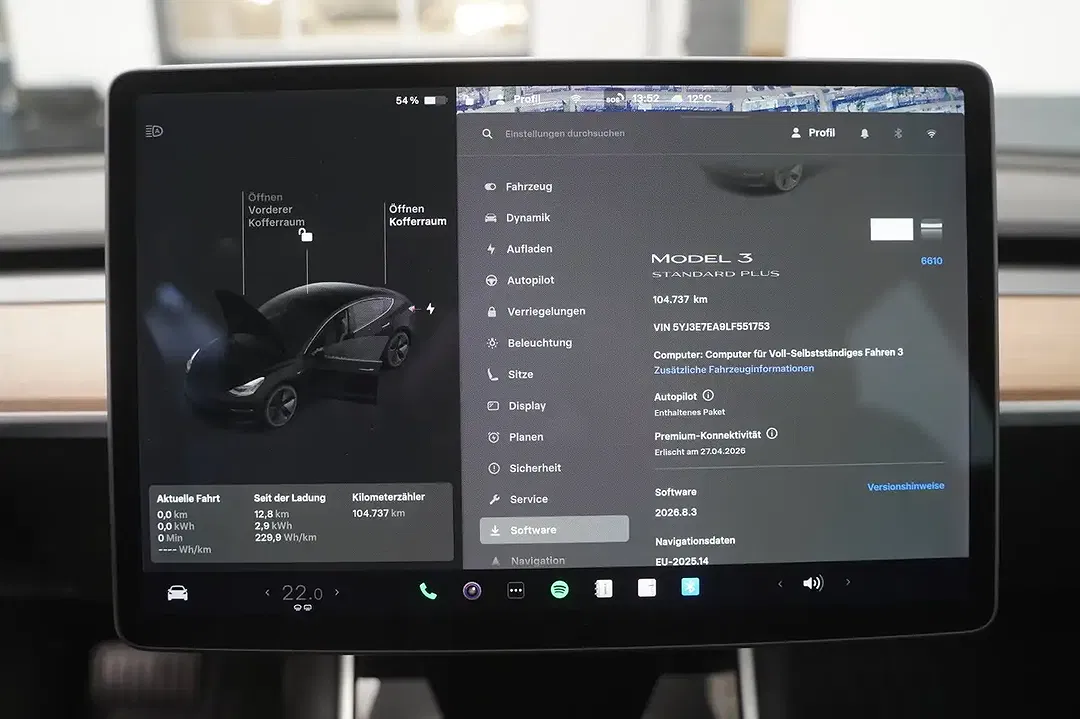 Tesla Model 3 Standard Range Plus - Thumbnail 11