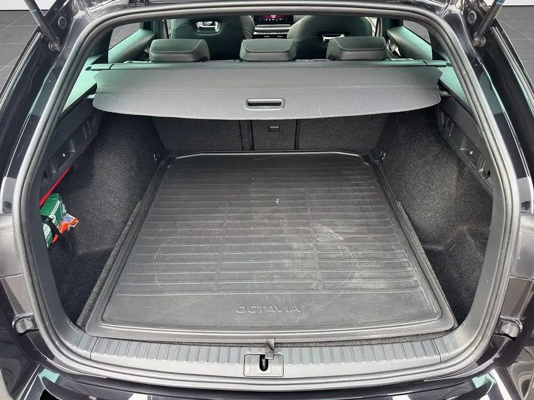 Skoda Octavia 2.0 TSI DSG 4x4 vRS Combi - Thumbnail 9