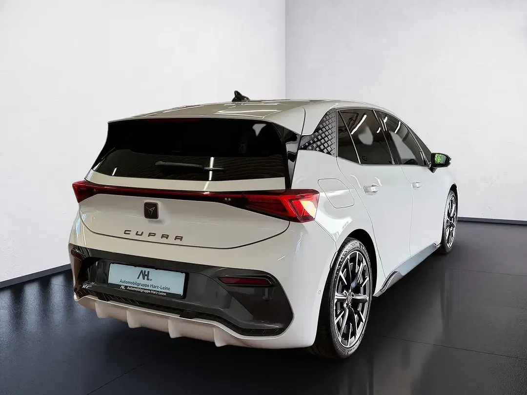 CUPRA Born AUT - Thumbnail 5