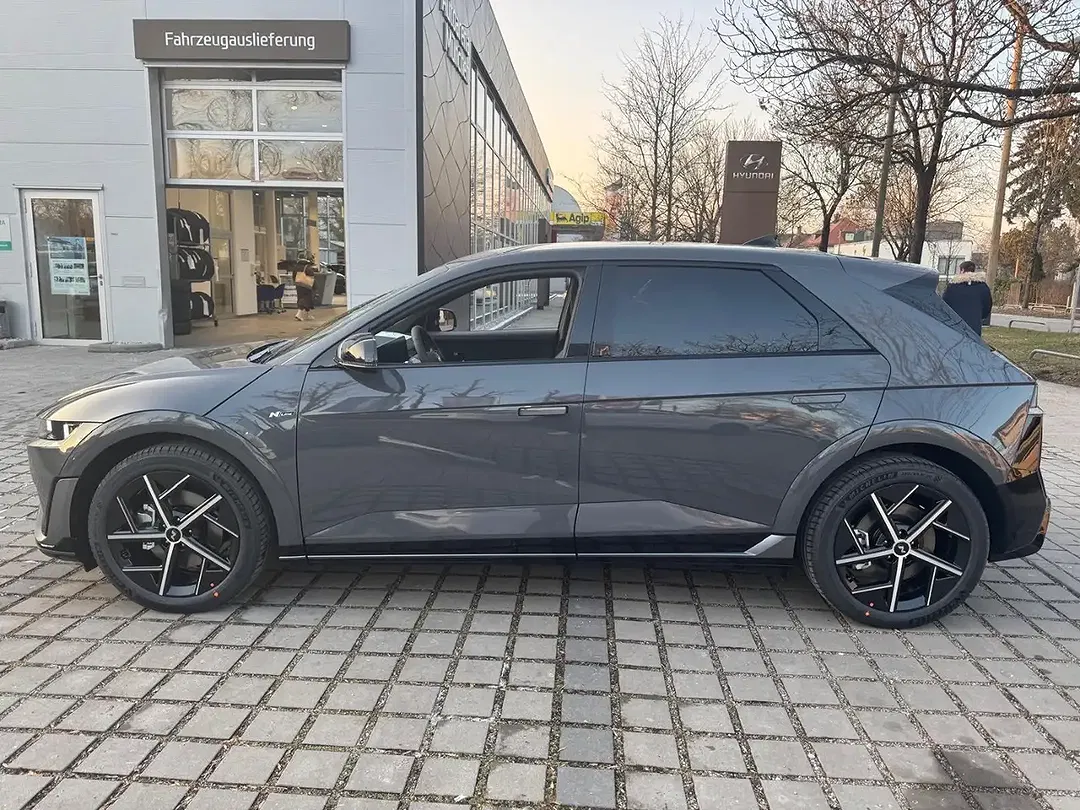 Hyundai IONIQ 5 N Line - Thumbnail 4