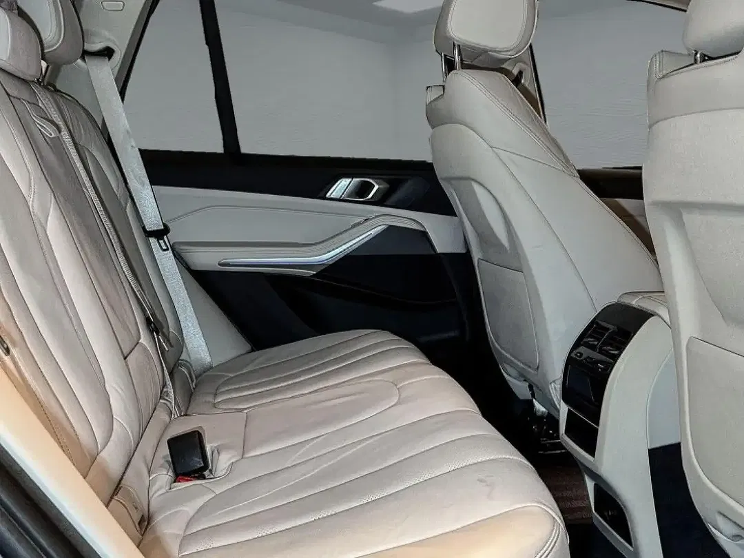 BMW X5 PHEV xDrive - Thumbnail 8