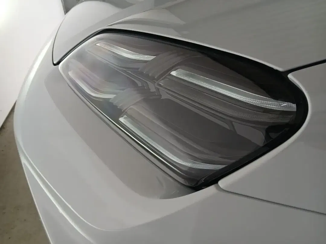 Porsche Macan Turbo - Thumbnail 15