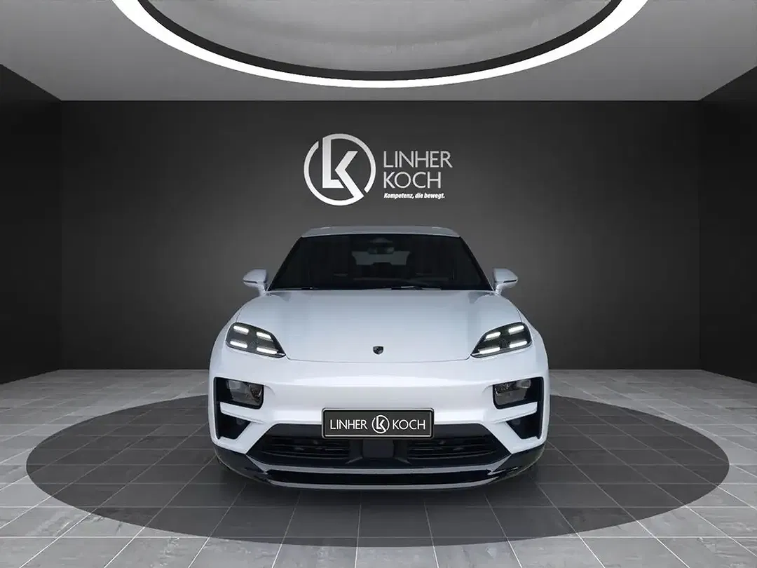 Porsche Macan Turbo - Thumbnail 7