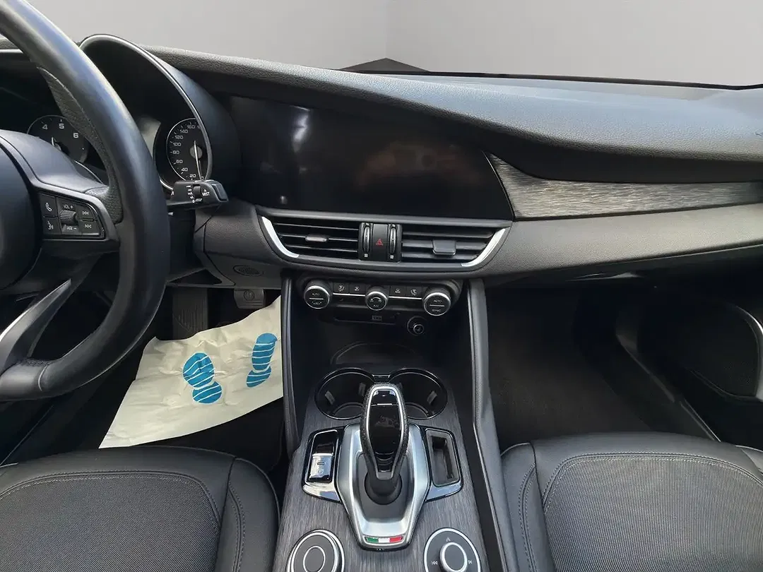 Alfa Romeo Giulia Super - Thumbnail 14
