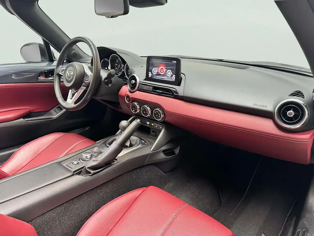 Mazda MX-5 1.5 SKYACTIV-G RF Takumi - Thumbnail 3