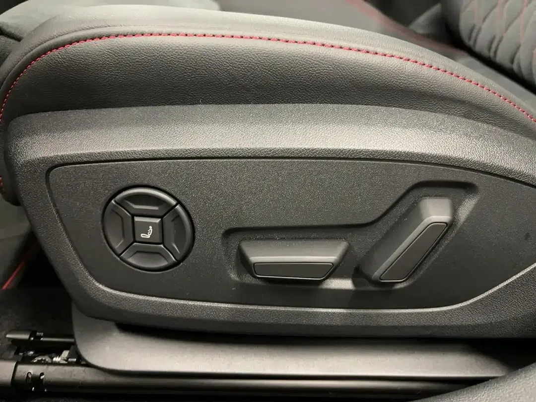 Audi A3 TFSI S tronic quattro S line - Thumbnail 11