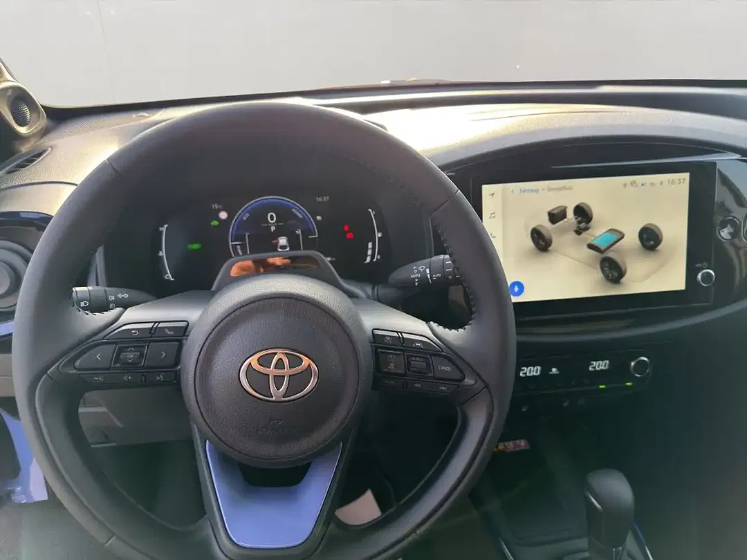 Toyota Aygo X 1.5 Hybrid Lounge - Thumbnail 11