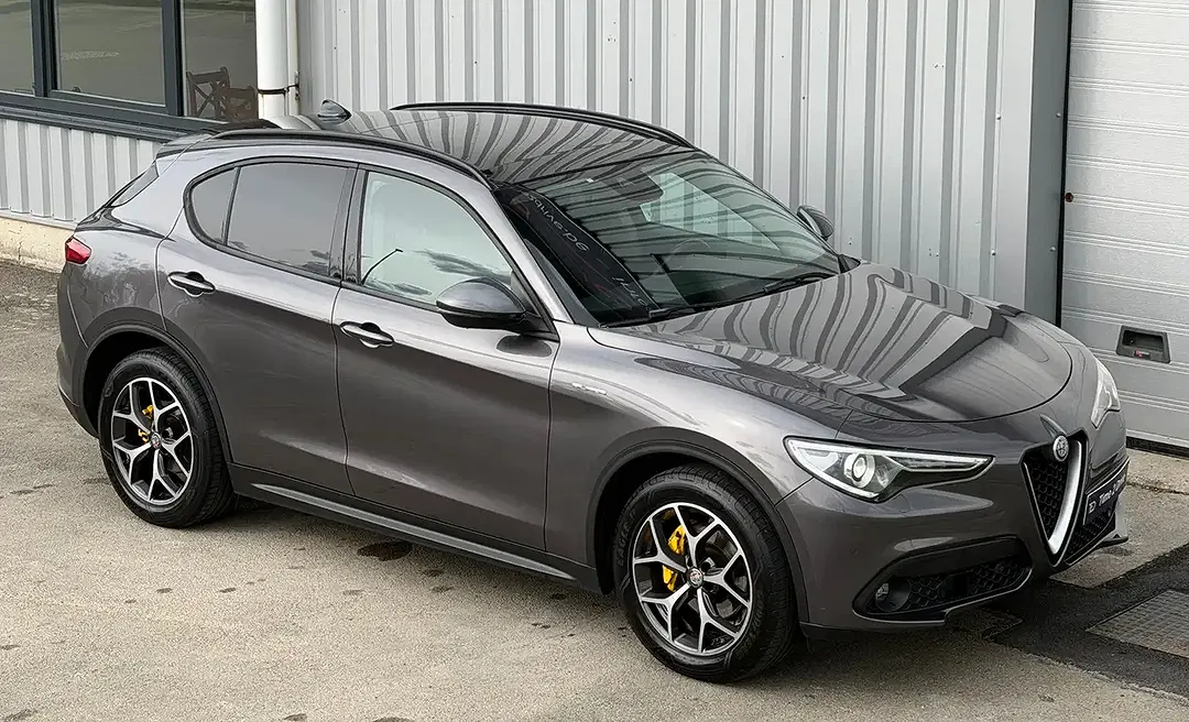 Alfa Romeo Stelvio 2.2 Super - Thumbnail 4