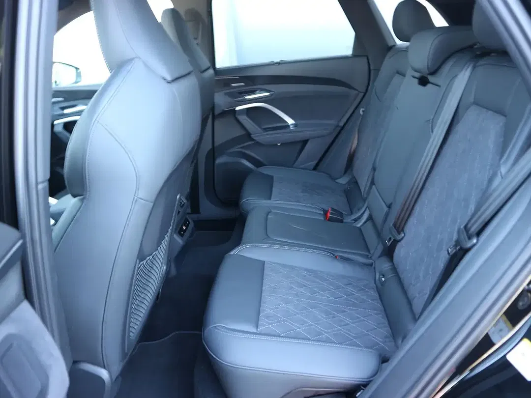 Audi SQ5 Edition One - Thumbnail 13