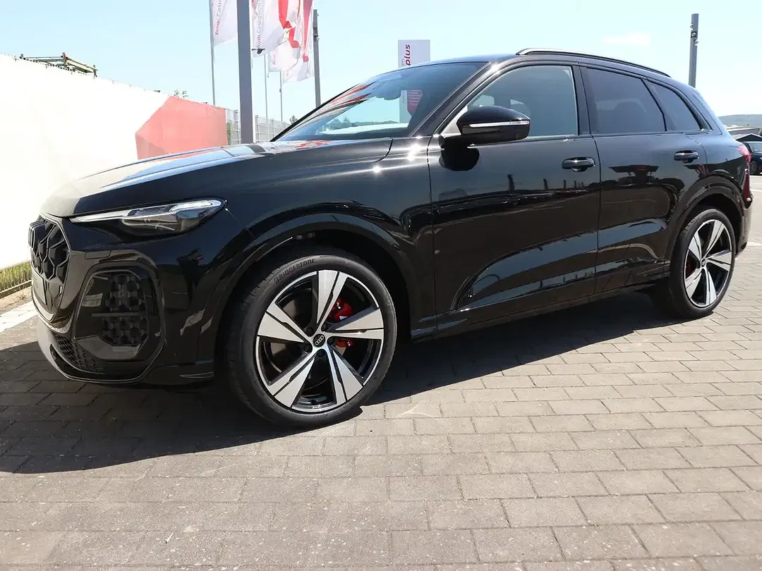 Audi SQ5 Edition One - Thumbnail 3
