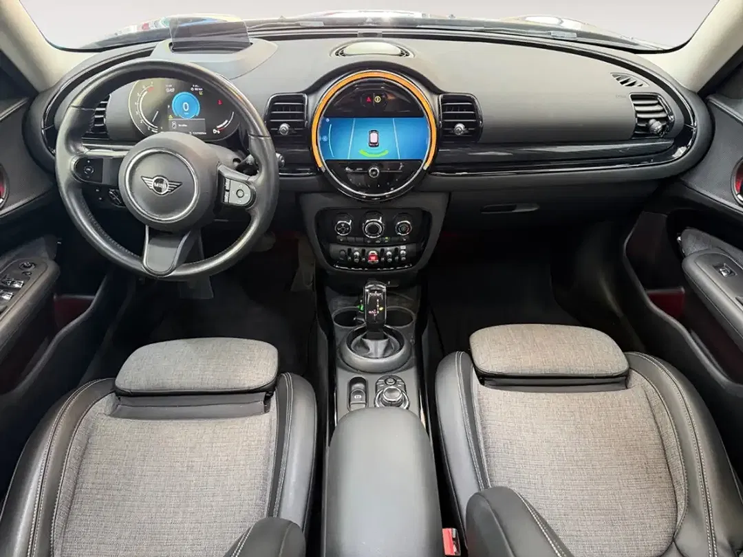 MINI Cooper Clubman AUT - Thumbnail 12