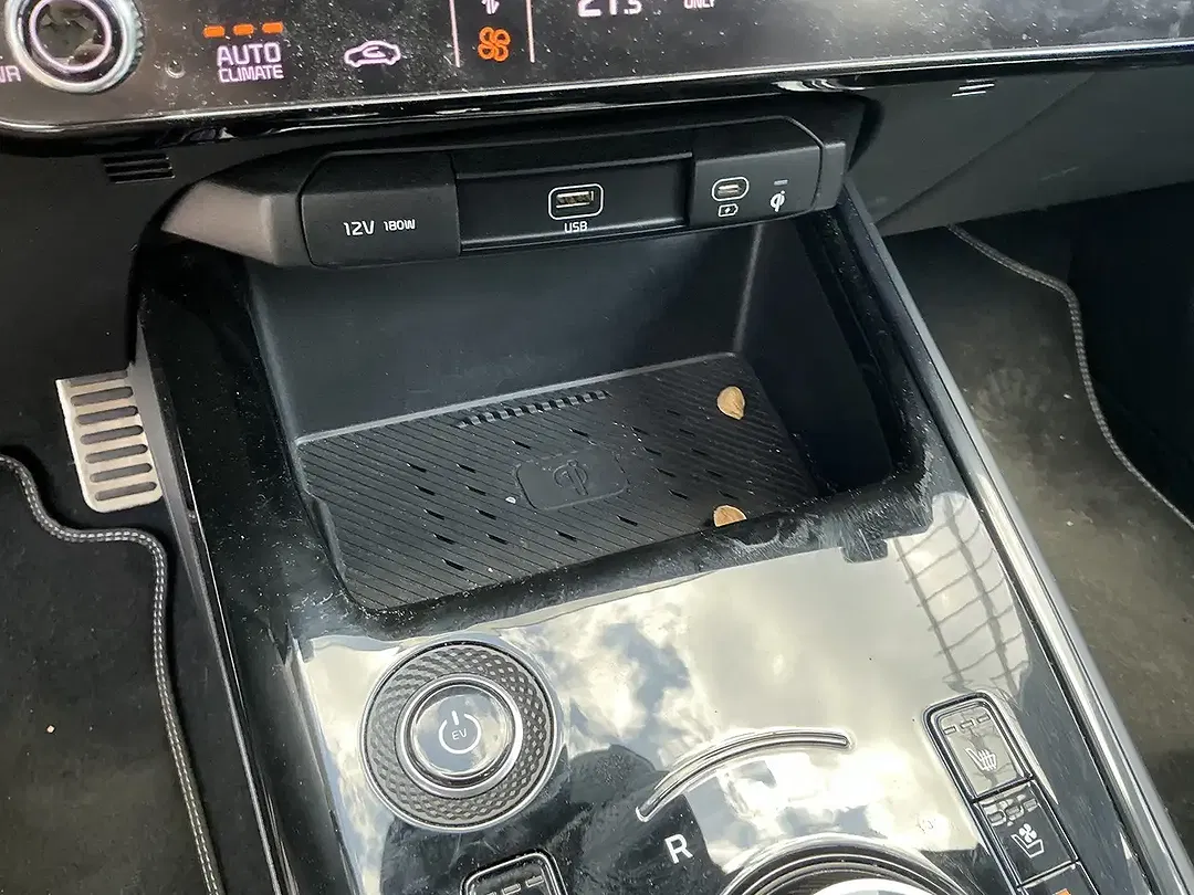 Kia Niro - Thumbnail 12