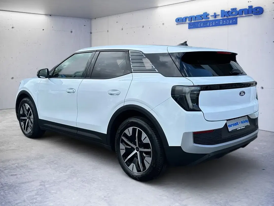 Ford Explorer Extended Range - Thumbnail 5