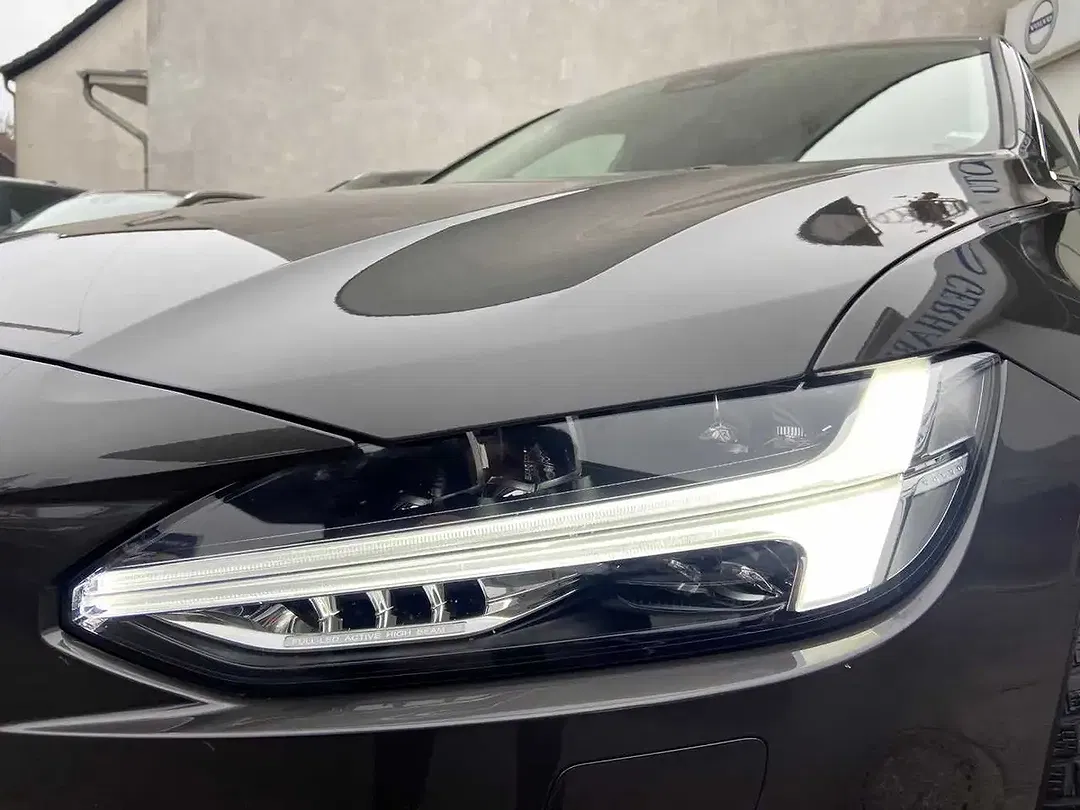Volvo S90 B5 AWD Ultimate - Thumbnail 4