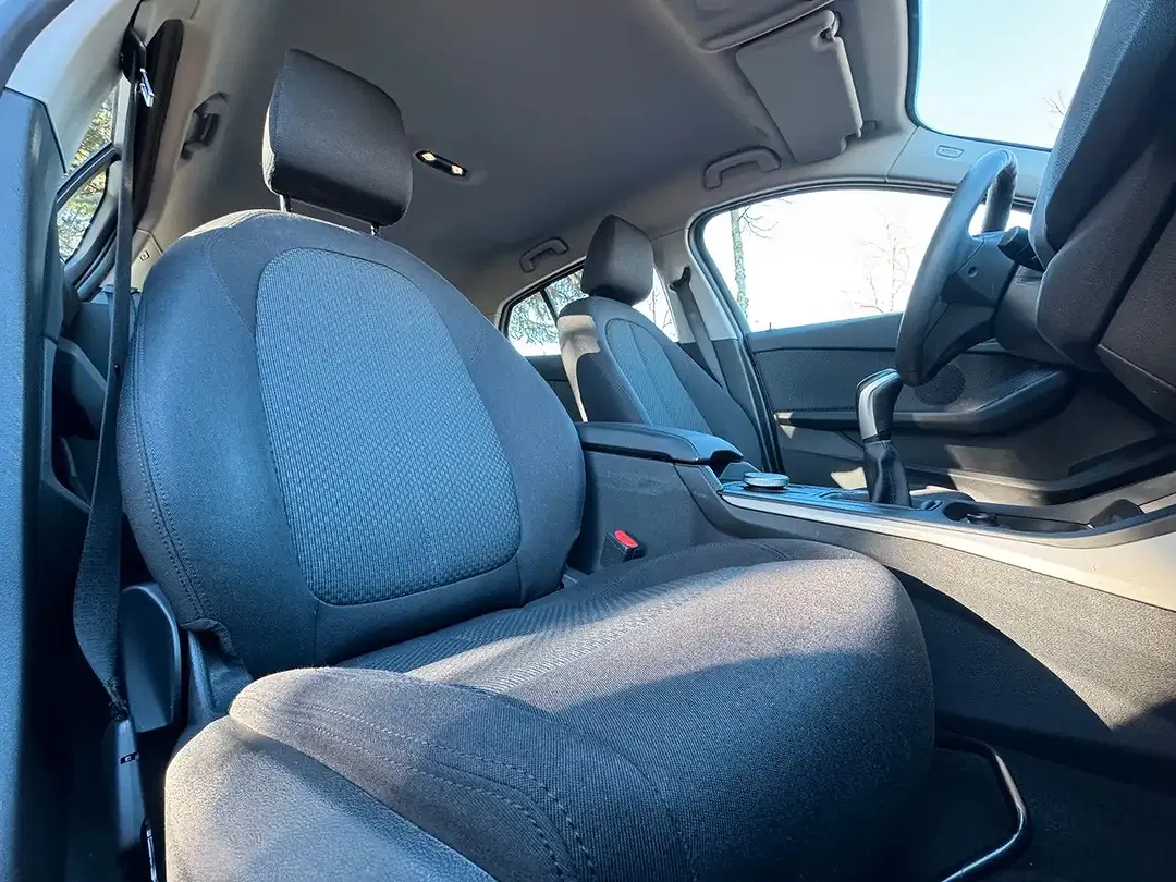 BMW 118 - foto 8