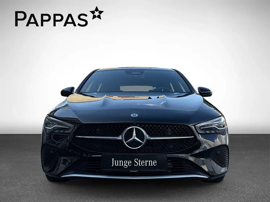 Mercedes-Benz CLA 180 - Thumbnail 3