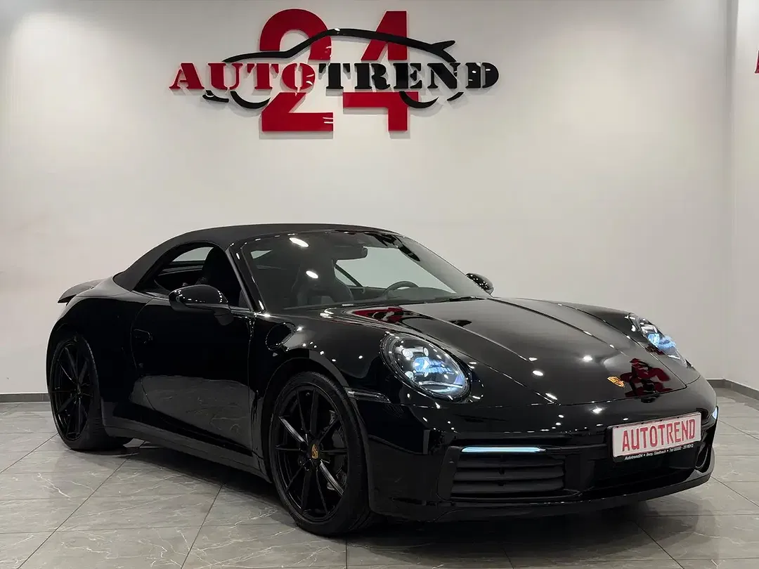 Porsche 911 Sport Chrono Carrera Cabriolet - Thumbnail 3
