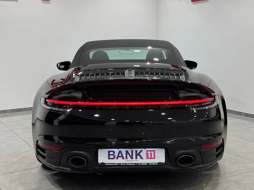 Porsche 911 Sport Chrono Carrera Cabriolet - Thumbnail 7