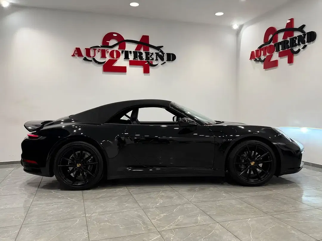 Porsche 911 Sport Chrono Carrera Cabriolet - Thumbnail 8