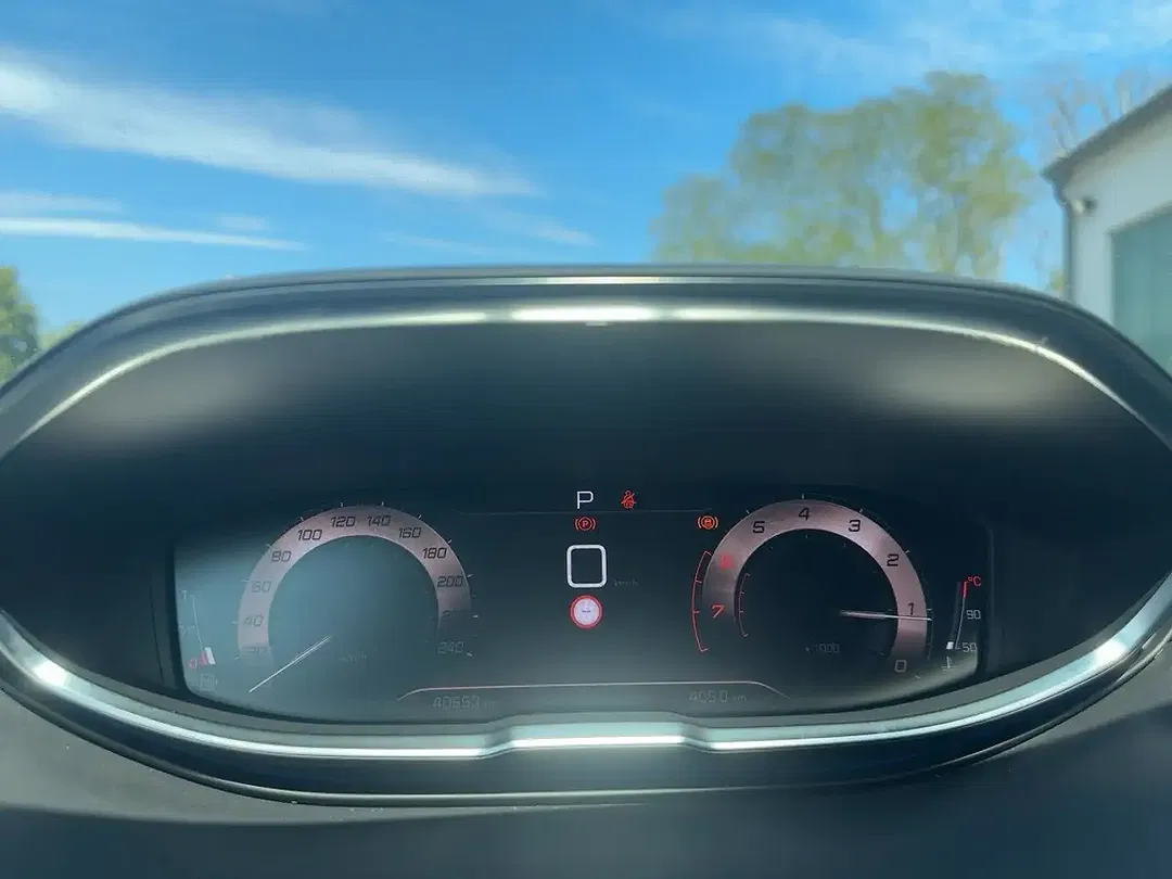 Peugeot 3008 130 PureTech GT - Thumbnail 14