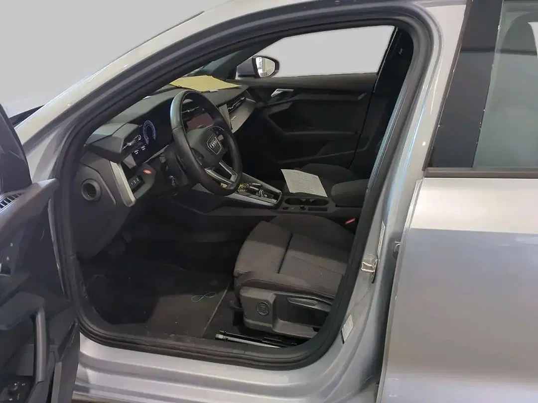Audi A3 35 2.0 TDI Sportback - Thumbnail 9