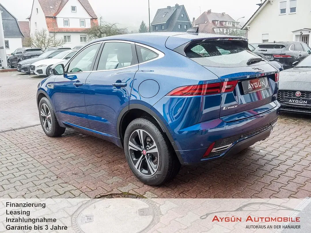 Jaguar E-Pace P300e 4x4 R-Dynamic - Thumbnail 4
