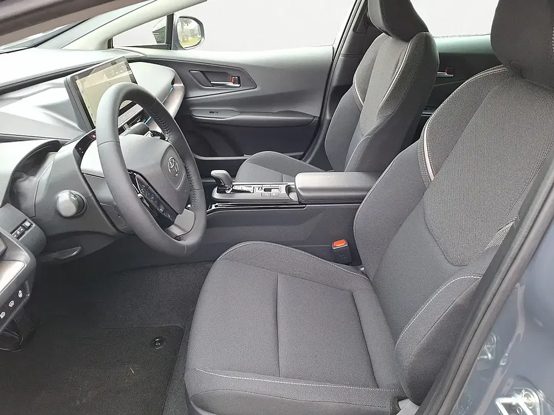 Toyota Prius AUT PHEV Executive - Thumbnail 11