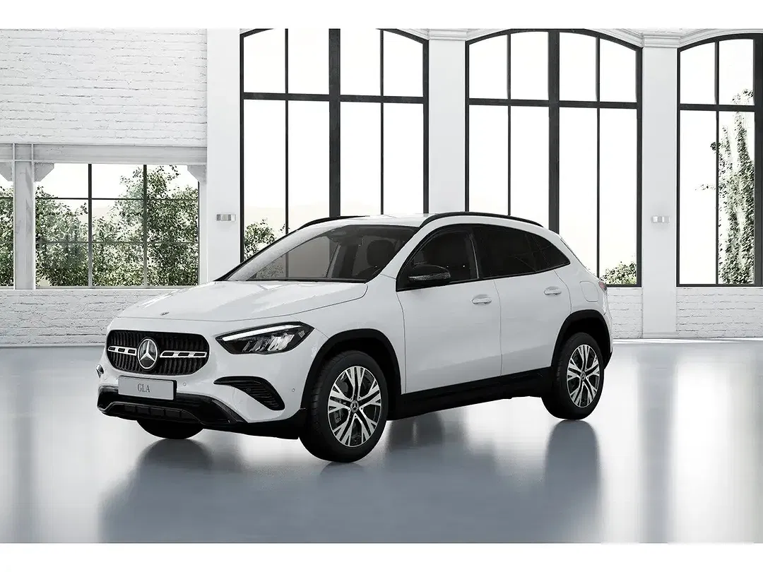 Mercedes-Benz GLA 180 - Thumbnail 2