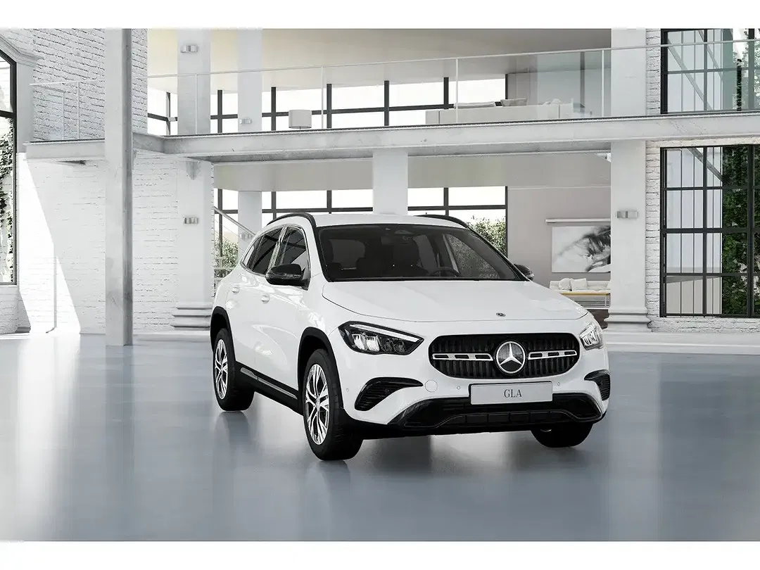 Mercedes-Benz GLA 180 - Thumbnail 5