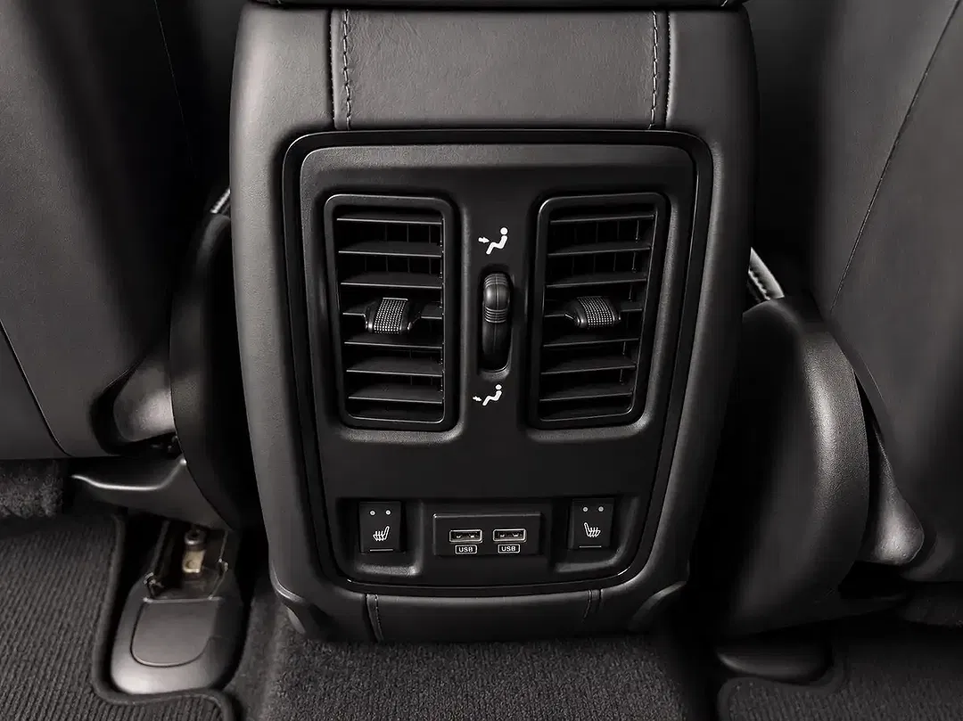 Jeep Grand Cherokee 6.2 V8 HEMI - Thumbnail 13