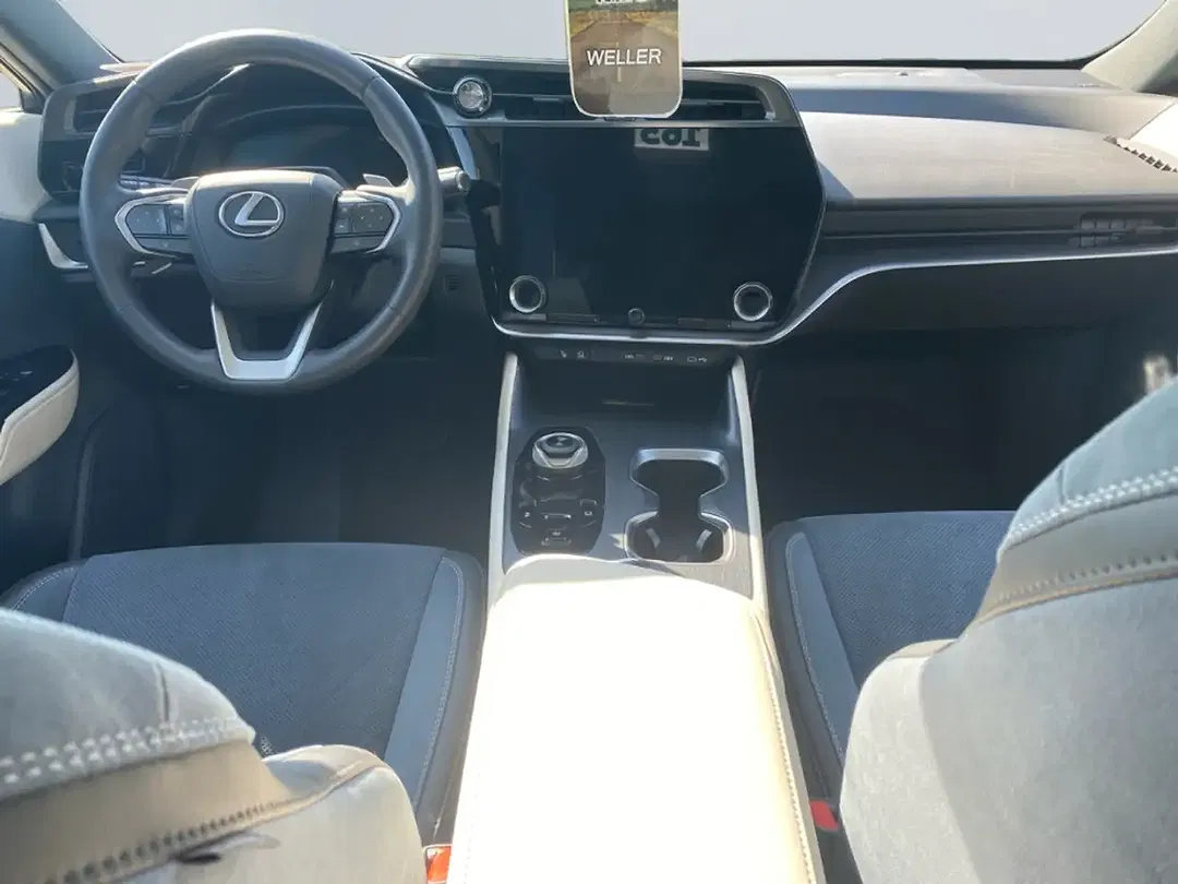 Lexus RZ 4x4 Luxury - Thumbnail 12