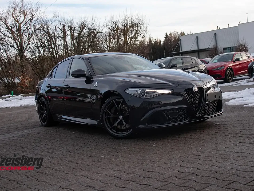Alfa Romeo Giulia 2.9 V6 QV - Afbeelding 1