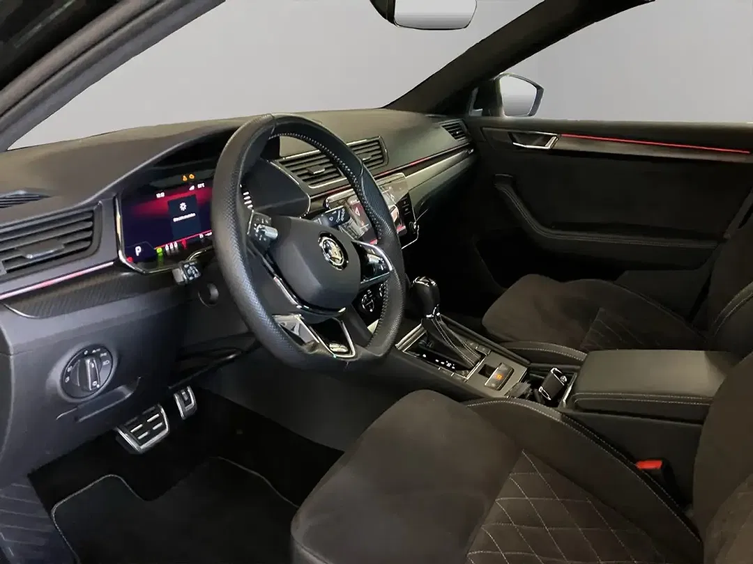 Skoda Superb TDI DSG Combi Sportline - Thumbnail 15