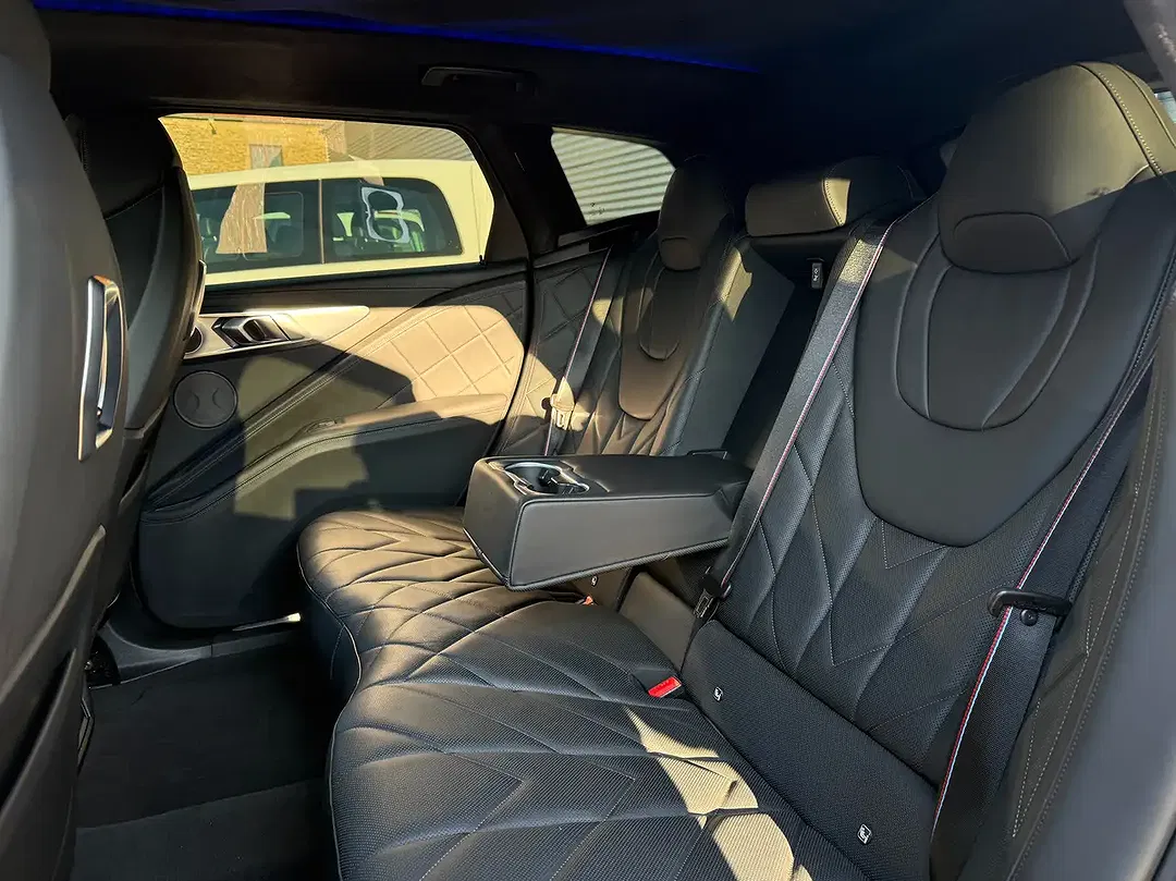 BMW XM - Thumbnail 6