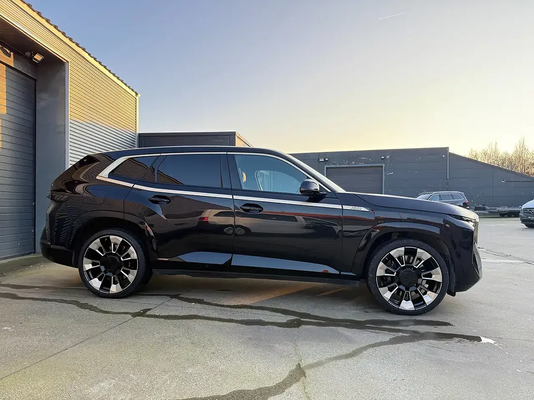 BMW XM - Thumbnail 5