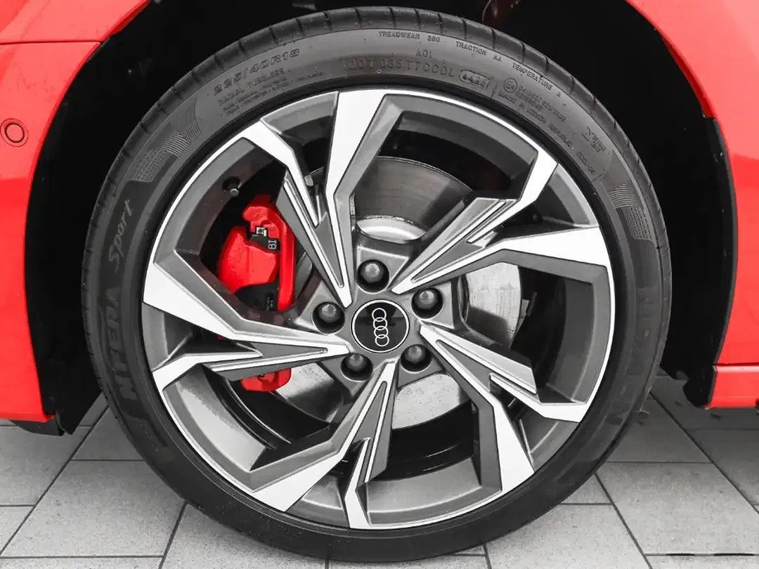 Audi A3 TFSI e Matrix LED Sportback S line - Thumbnail 3