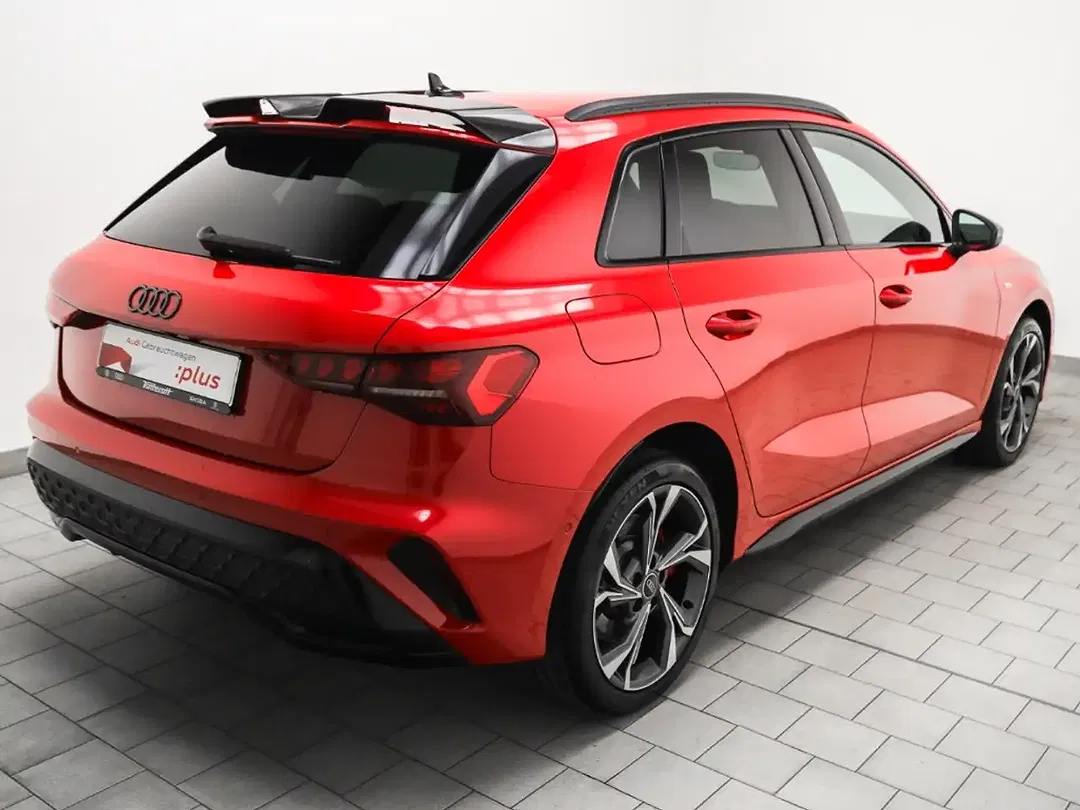 Audi A3 TFSI e Matrix LED Sportback S line - Thumbnail 5