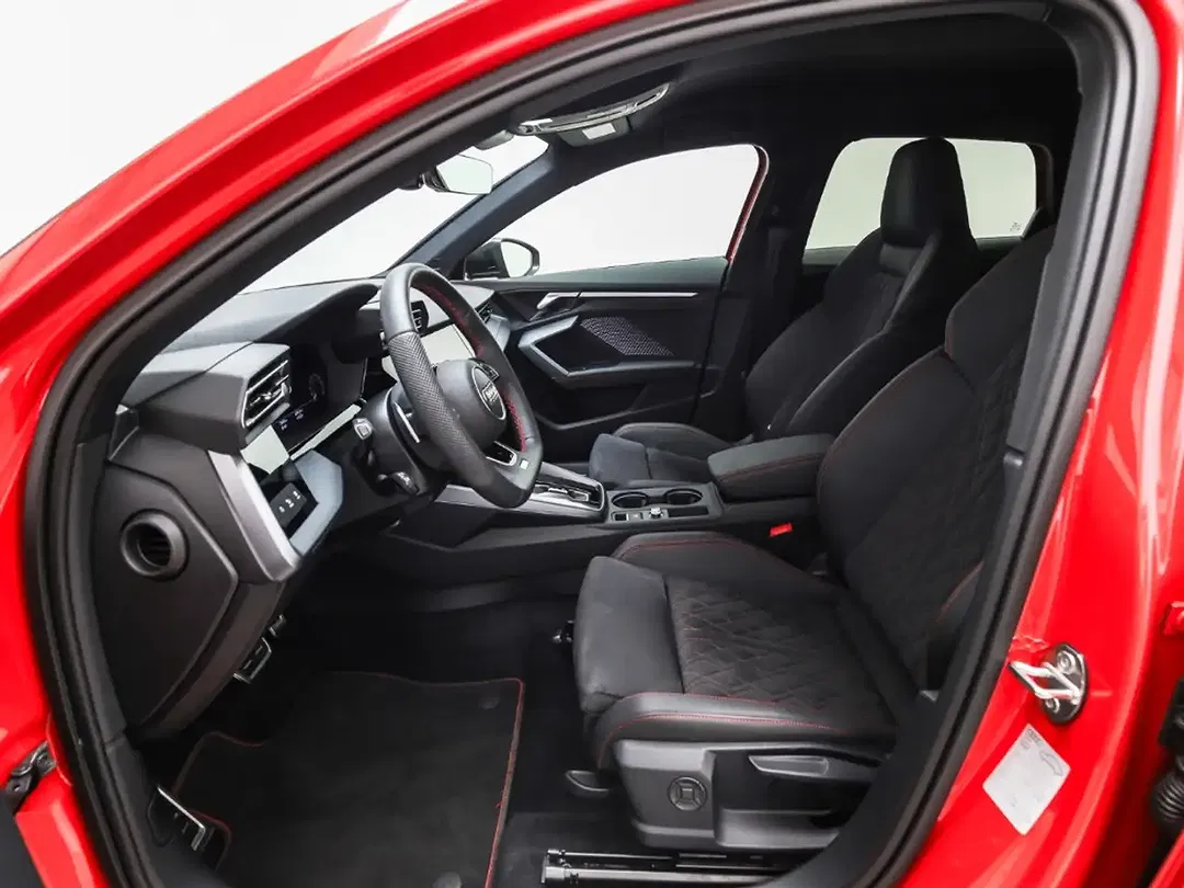 Audi A3 TFSI e Matrix LED Sportback S line - Thumbnail 6