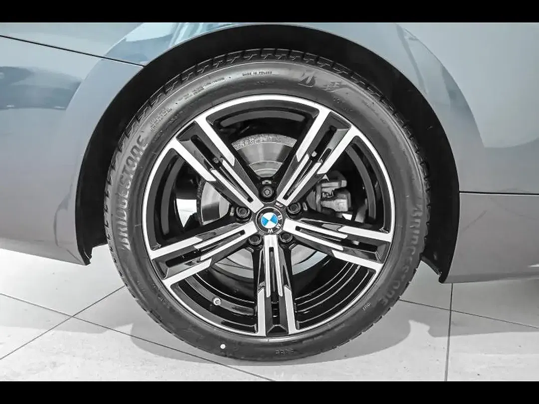 BMW 420 M Convertible - Thumbnail 11