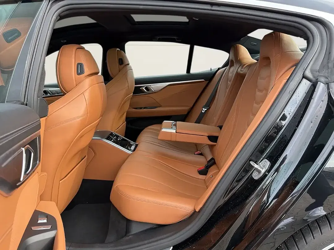 BMW 840 Gran Coupe - Thumbnail 11