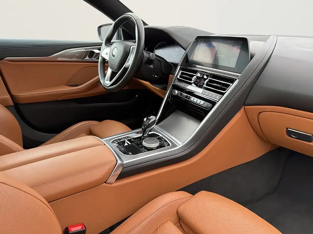 BMW 840 Gran Coupe - Thumbnail 14